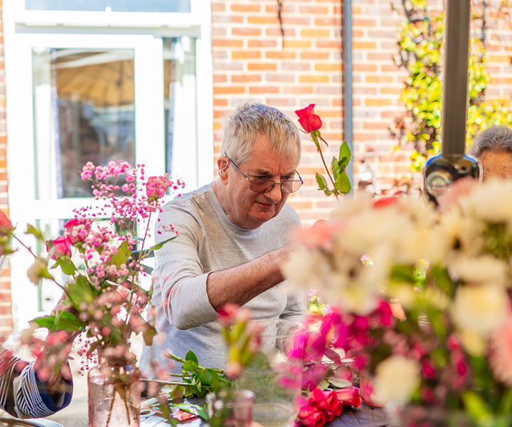 Alzheimer Care Support - Buckinghamshire Care Home - Austenwood Care Home