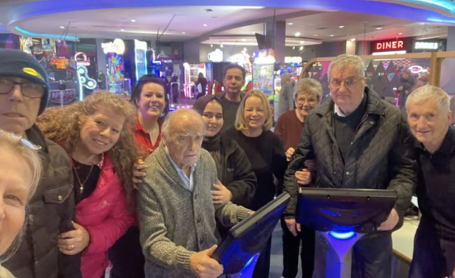 Austenwood Residents Hit The Lanes At Hollywood Bowl