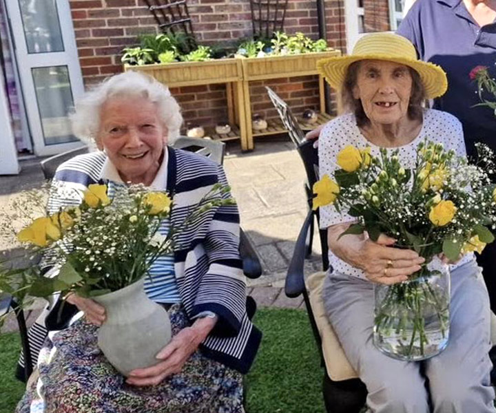 Care Home Family Centered Care - Austenwood Nursing Home