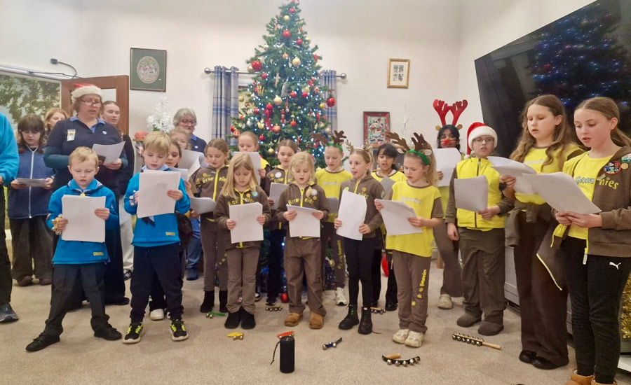 Festive Visits At Austenwood Care Home